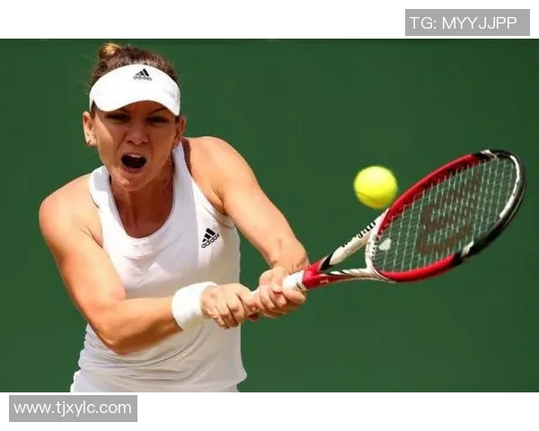 武汉网球队与成都网球队赛后复盘分享比赛经验与战术分析